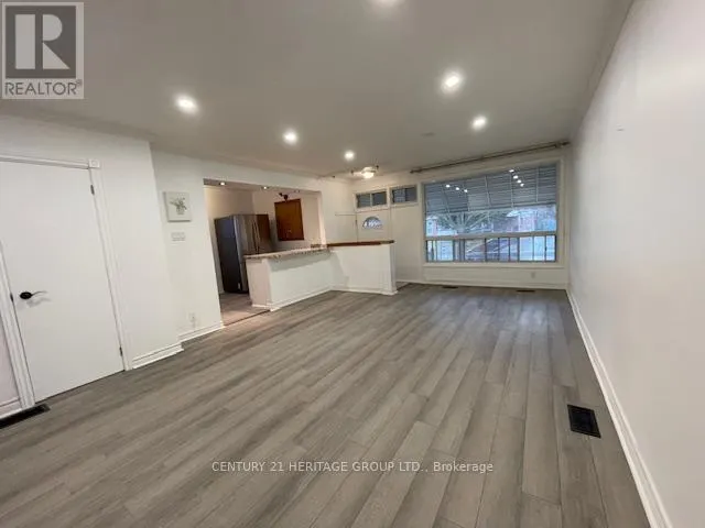 231 BLUE GRASS BOULEVARD