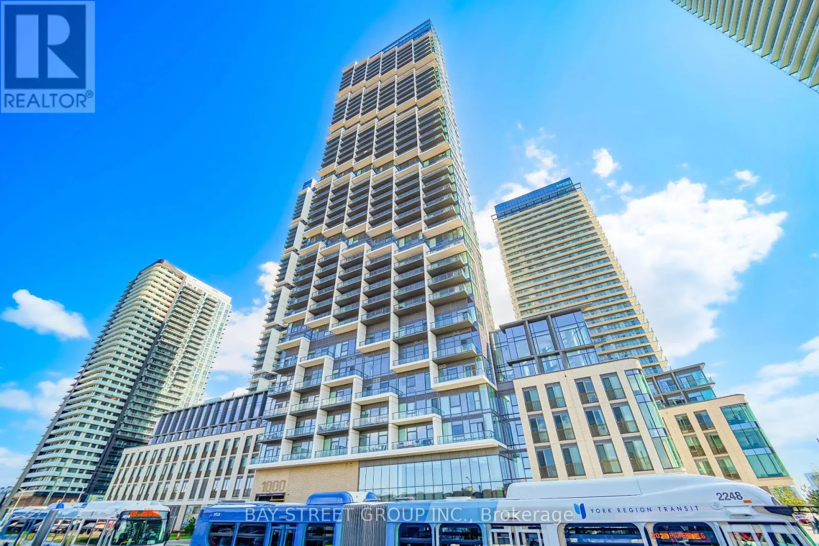 4512 - 1000 PORTAGE PARKWAY