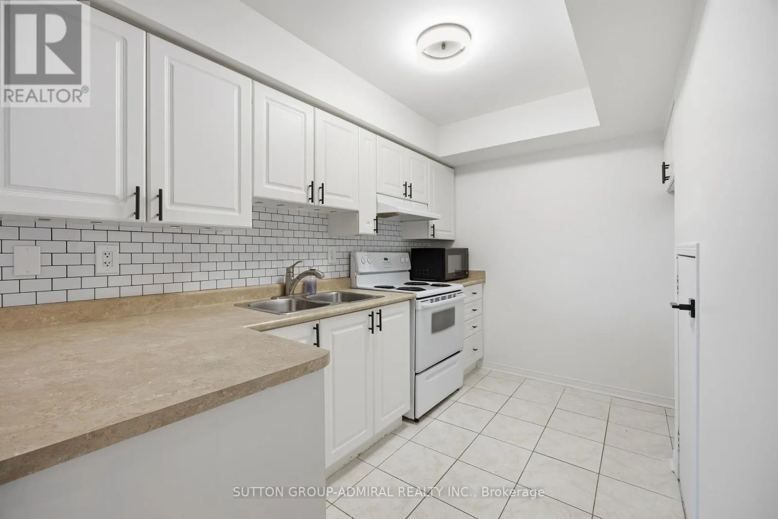 216 - 308 JOHN STREET