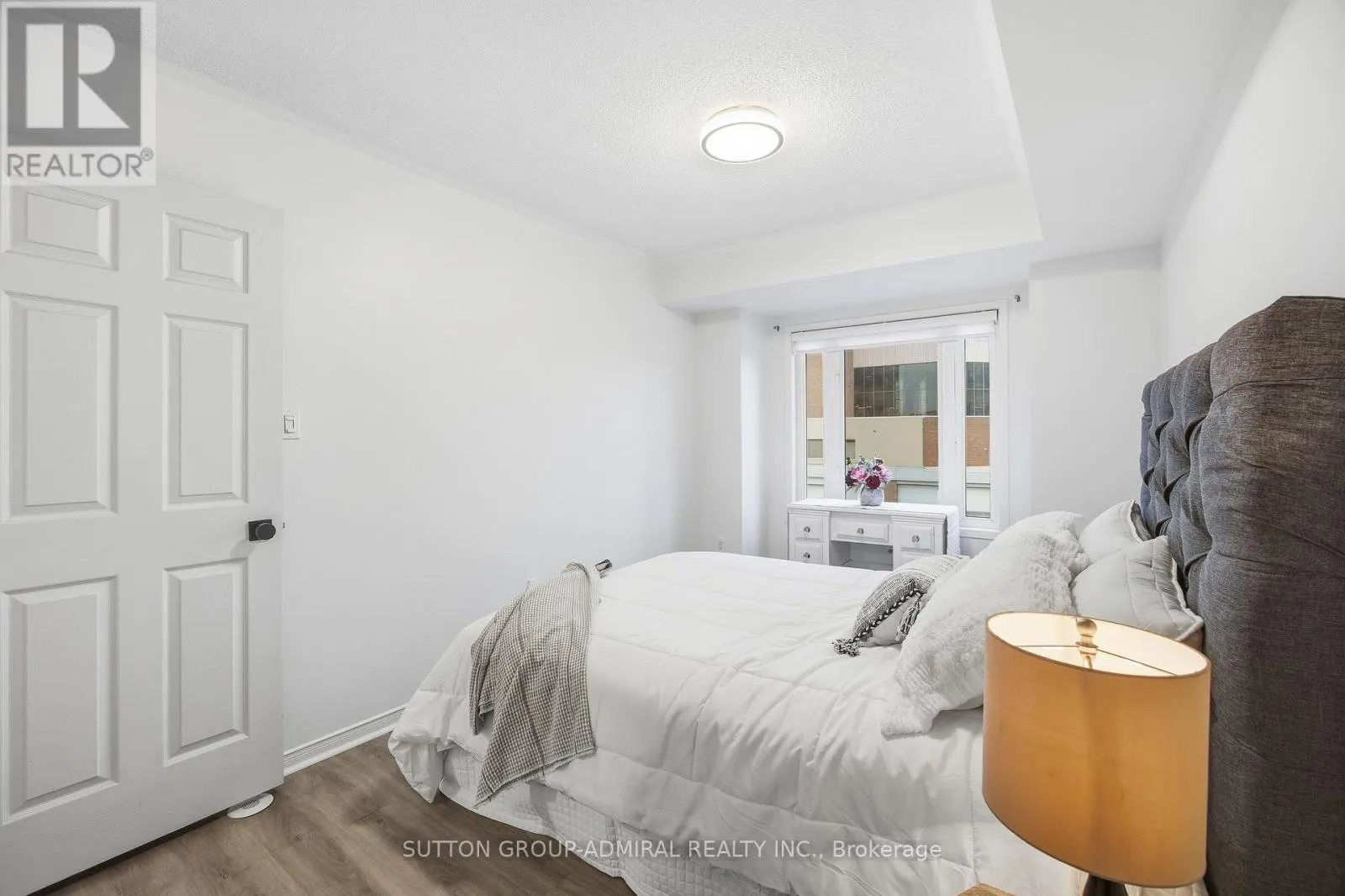 216 - 308 JOHN STREET