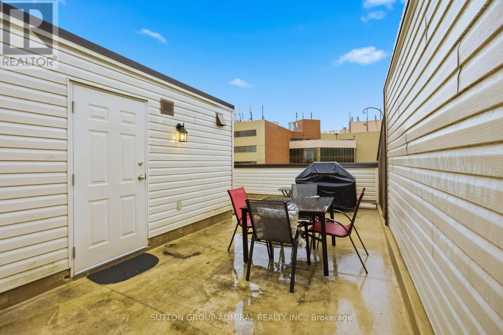 216 - 308 JOHN STREET