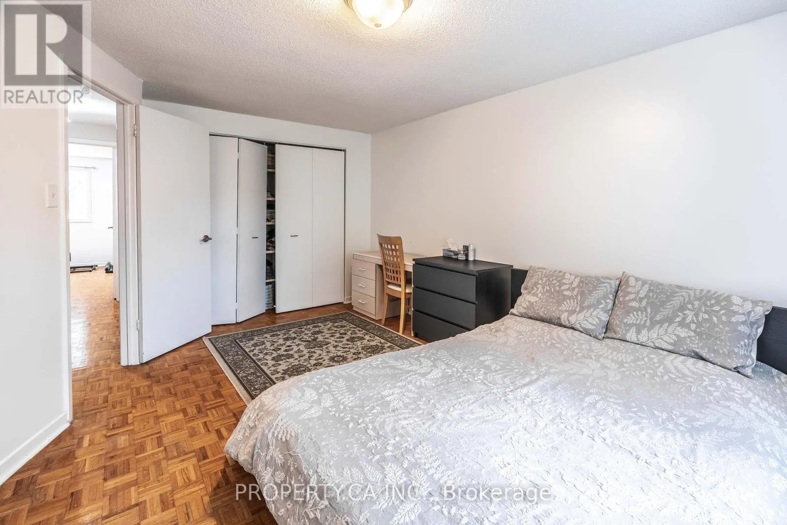 23 - 40 CASTLE ROCK DRIVE