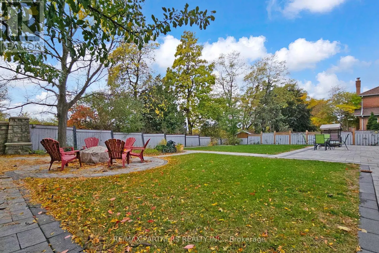 46 GREEN ASH CRESCENT