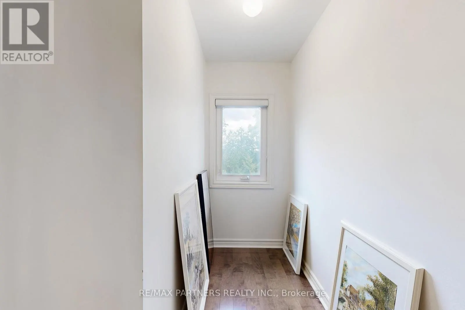 46 GREEN ASH CRESCENT