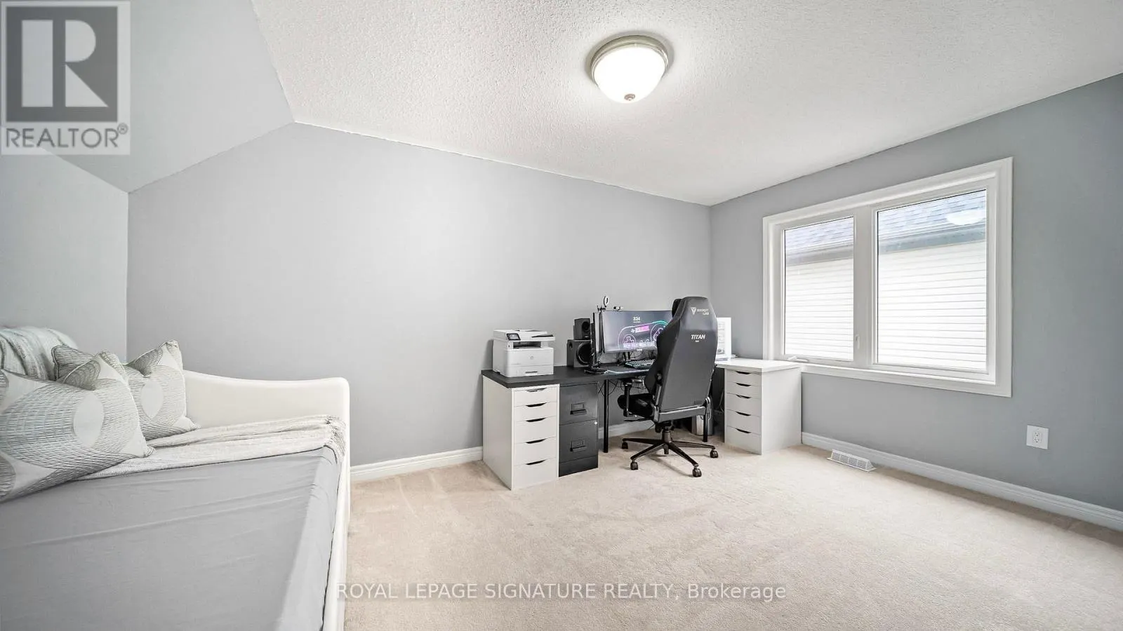 65 KINGSMERE CRESCENT