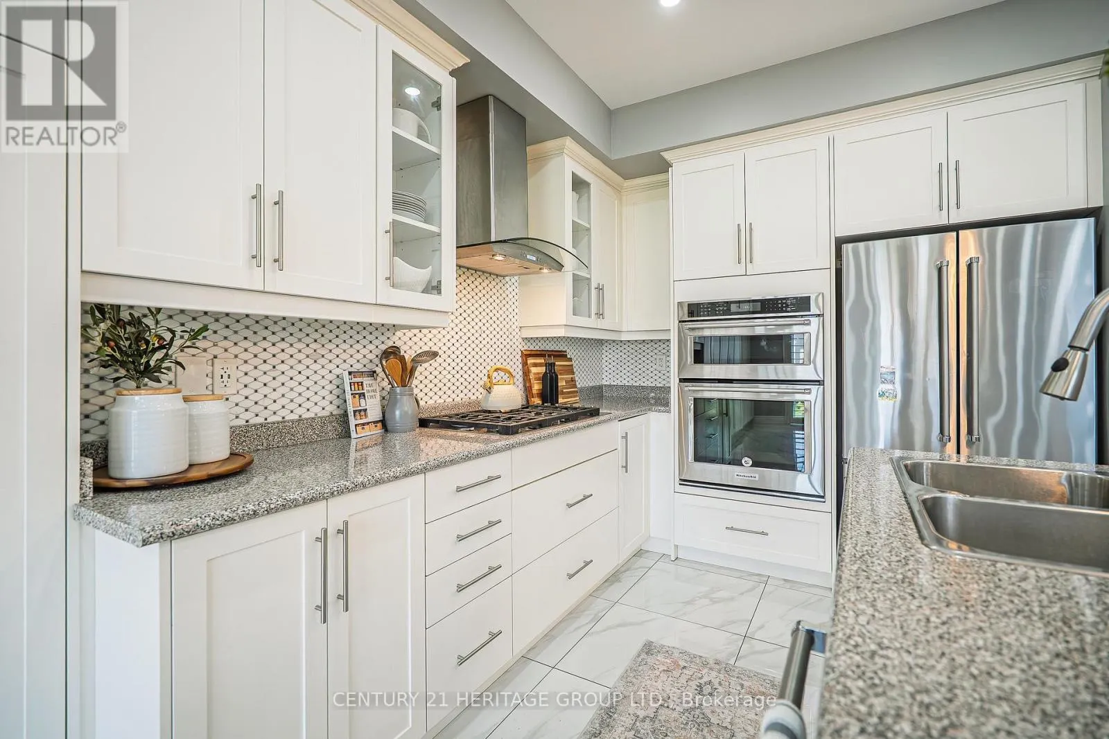 89 SUTHERLAND AVENUE