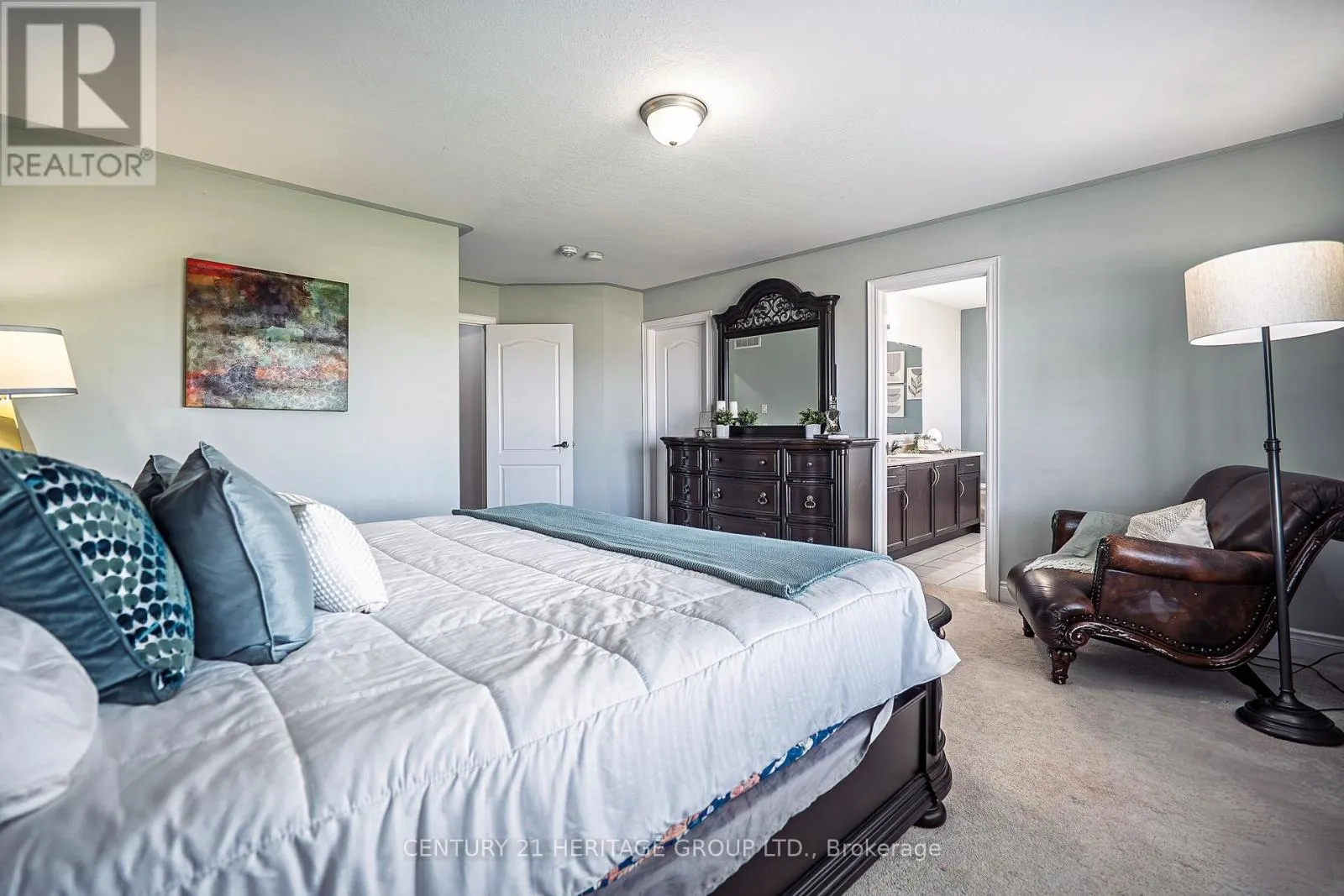 89 SUTHERLAND AVENUE