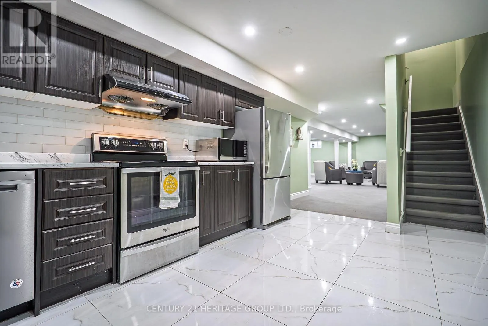 89 SUTHERLAND AVENUE