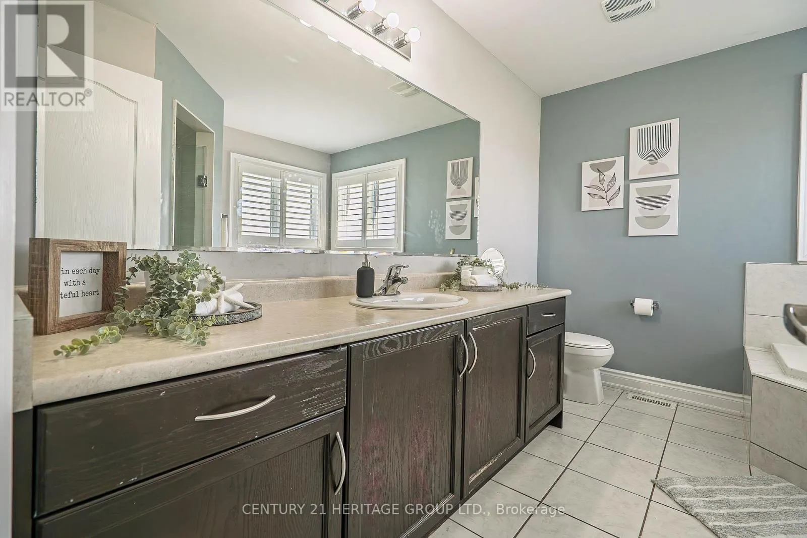 89 SUTHERLAND AVENUE