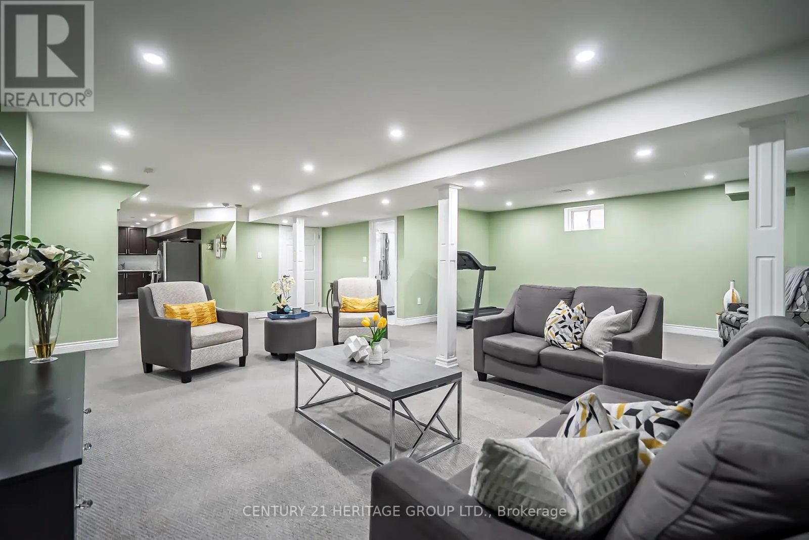 89 SUTHERLAND AVENUE