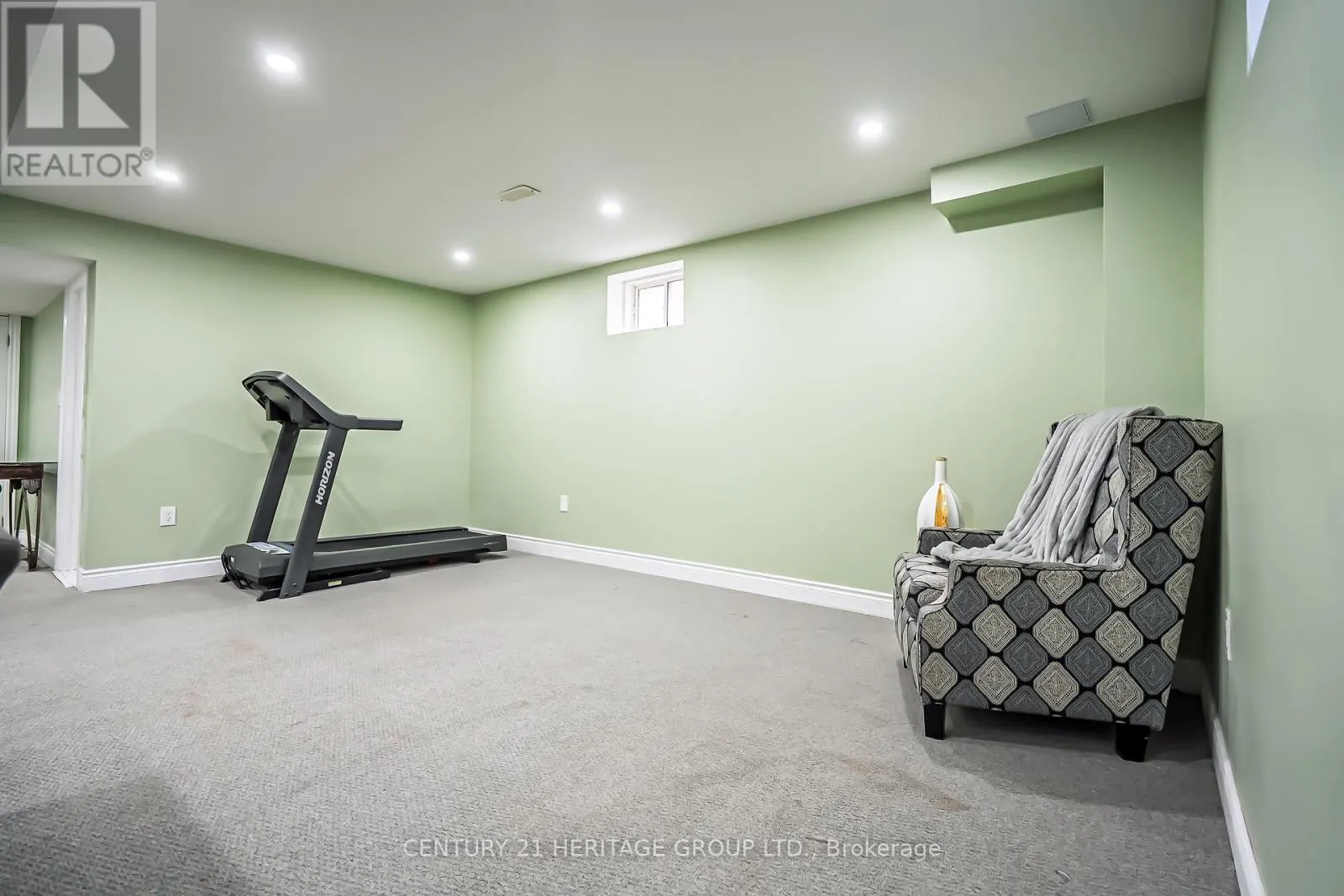 89 SUTHERLAND AVENUE