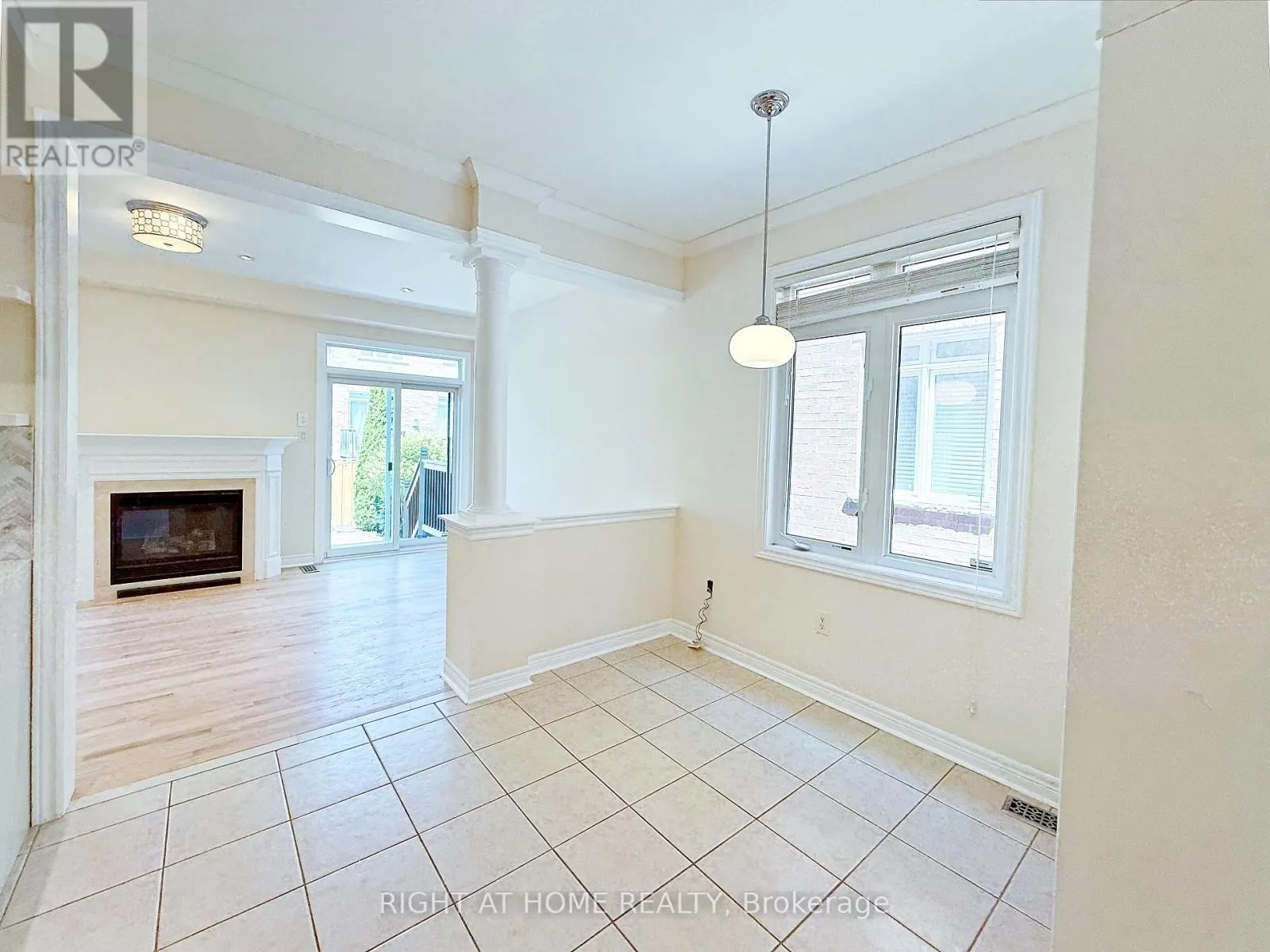 UPPER - 54 GEORGE KIRBY STREET