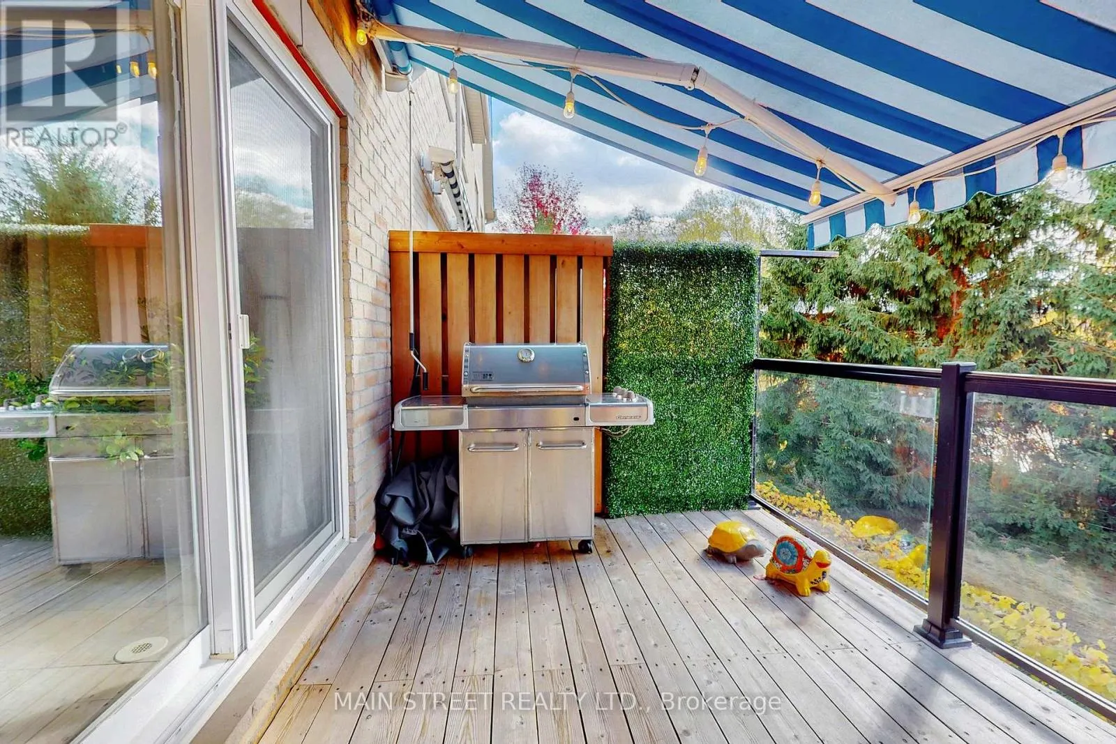 10 - 8900 BATHURST STREET