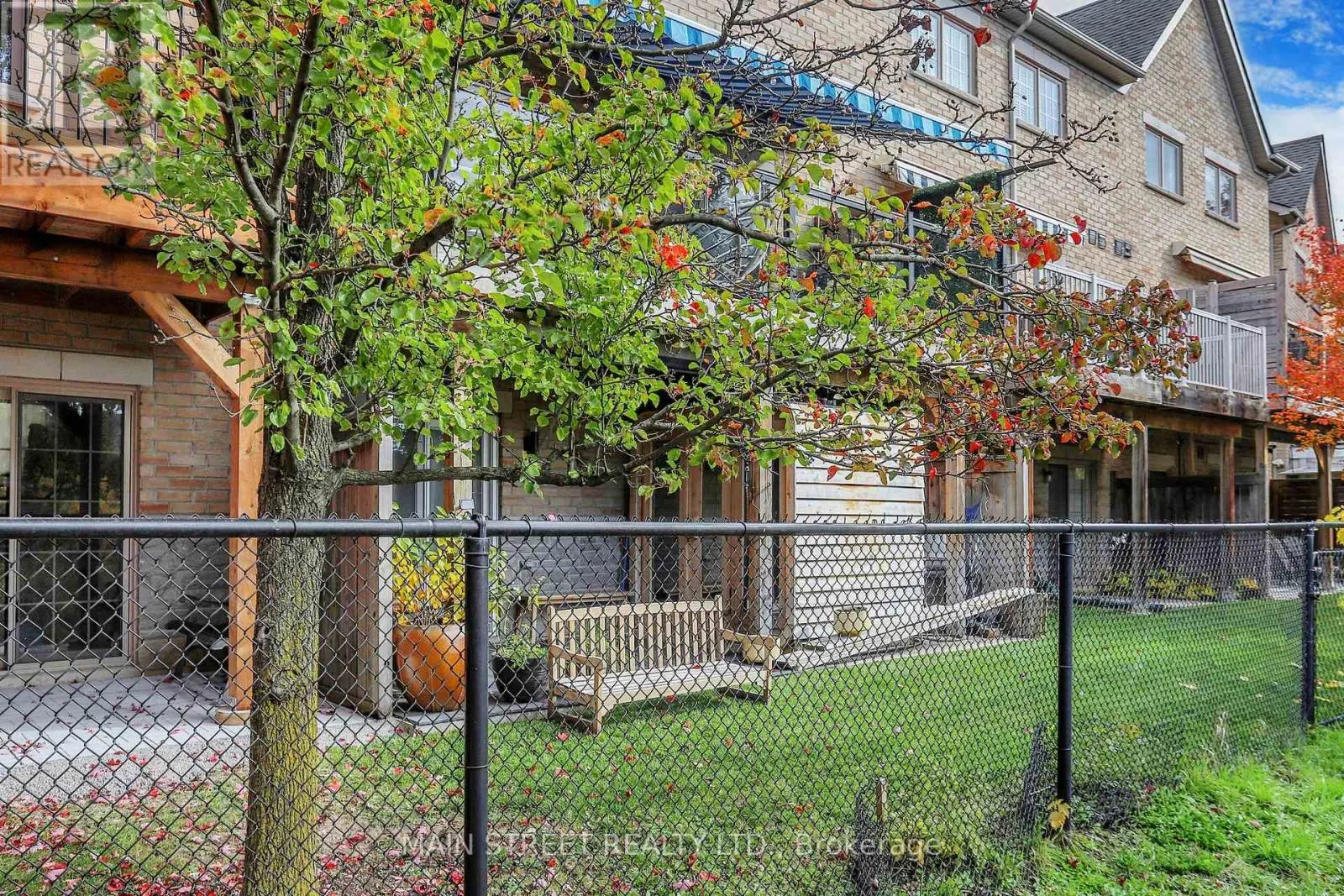 10 - 8900 BATHURST STREET