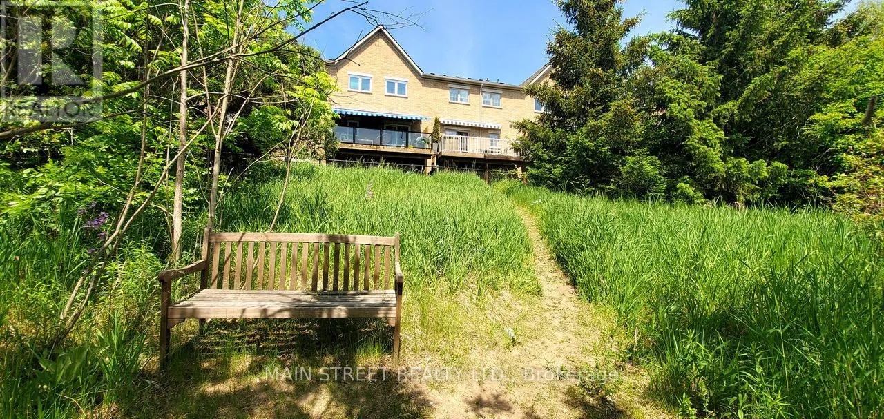 10 - 8900 BATHURST STREET