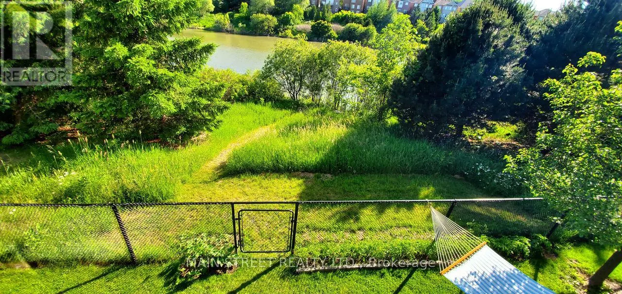 10 - 8900 BATHURST STREET