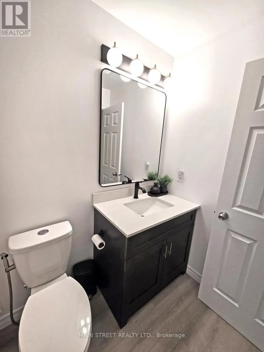 10 - 8900 BATHURST STREET