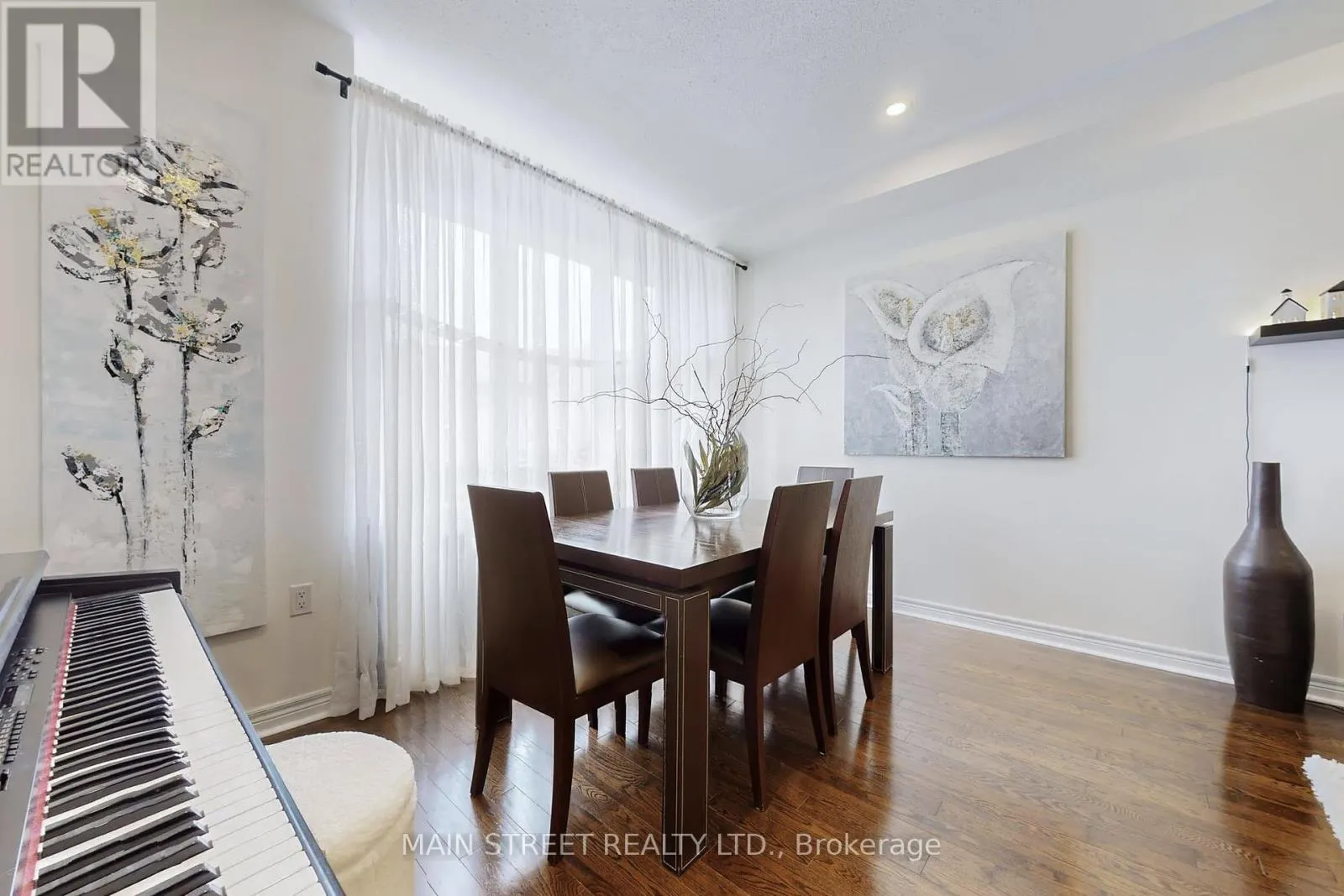 10 - 8900 BATHURST STREET