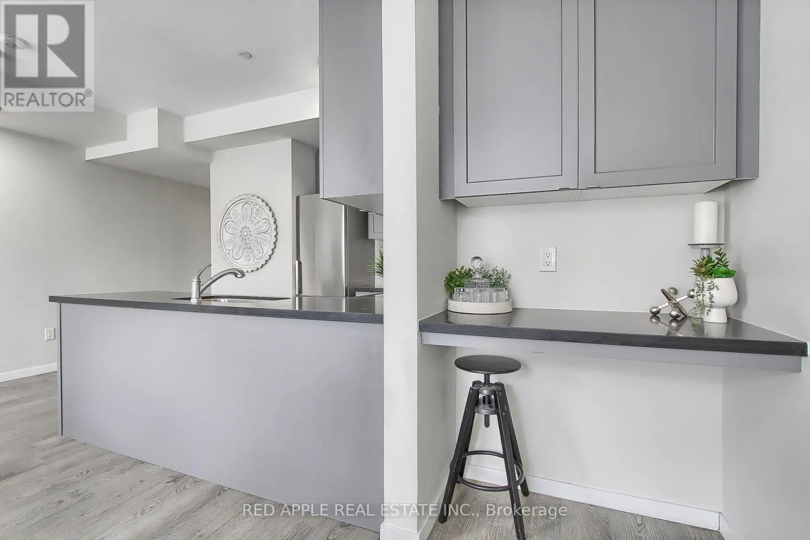 110 - 600 ALEX GARDNER CIRCLE