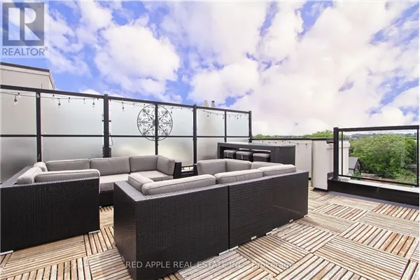 110 - 600 ALEX GARDNER CIRCLE