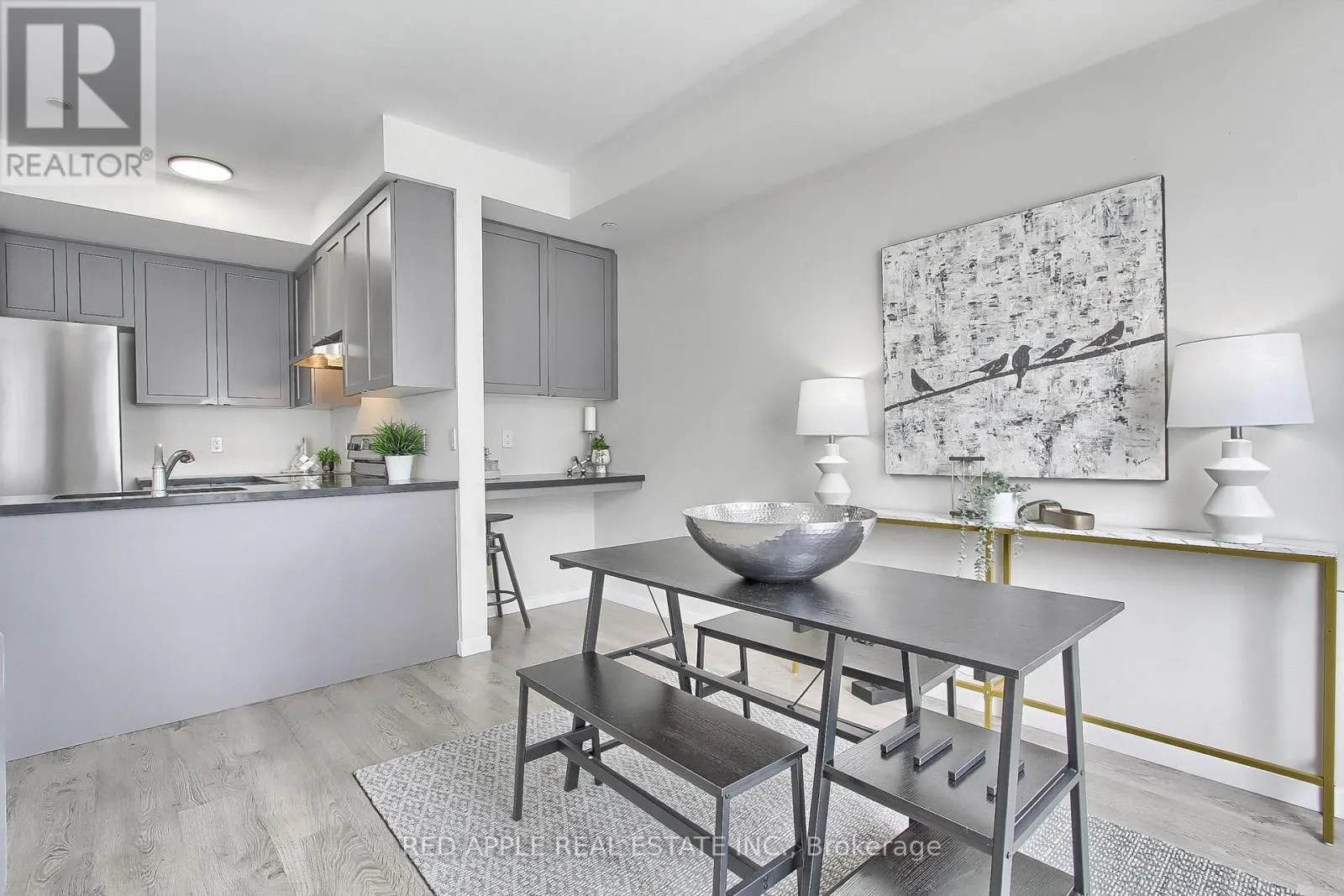 110 - 600 ALEX GARDNER CIRCLE