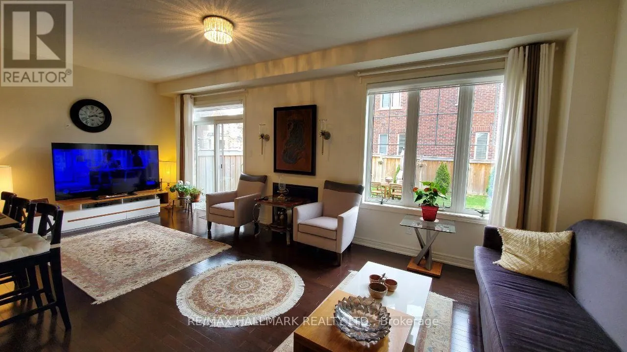 #MAIN&2ND - 19 CHOUINARD WAY