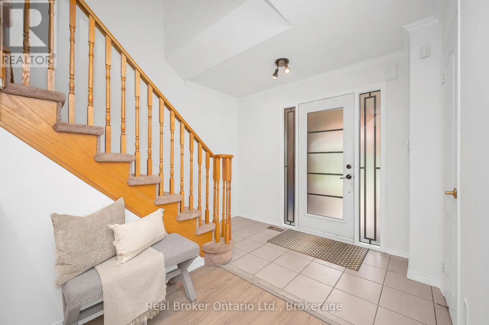 248 HAWKVIEW BOULEVARD