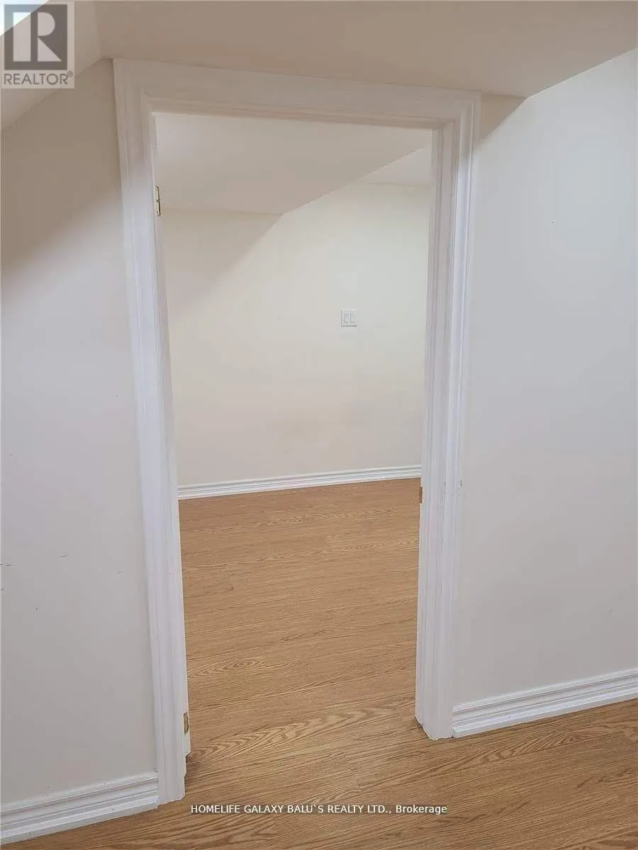 (BASEMENT) - 4 MALBOROUGH ROAD