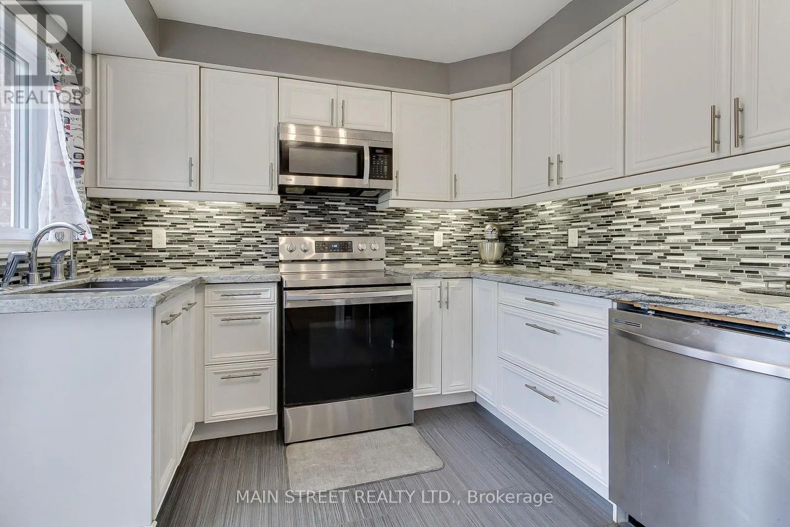 19 NATANYA BOULEVARD