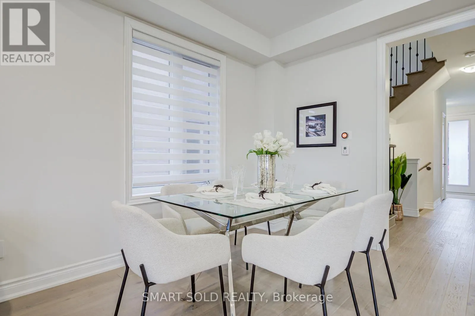 112 CARRIAGE SHOP BEND