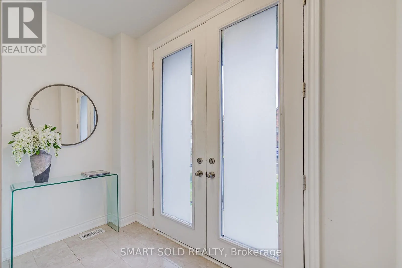 112 CARRIAGE SHOP BEND