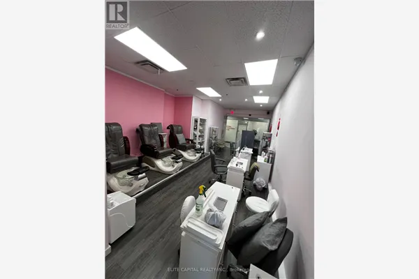 221A - 550 HIGHWAY 7 E