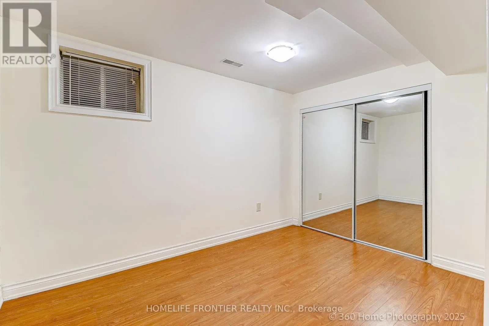 LOWER - 211 KAYLA CRESCENT