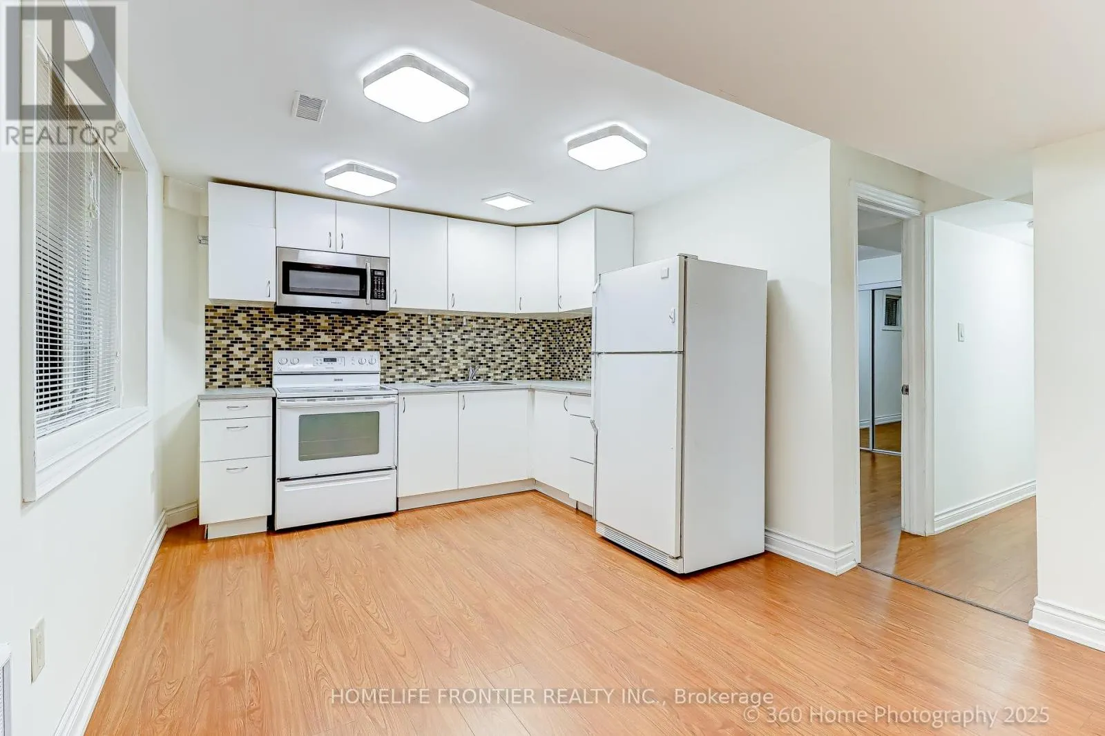 LOWER - 211 KAYLA CRESCENT