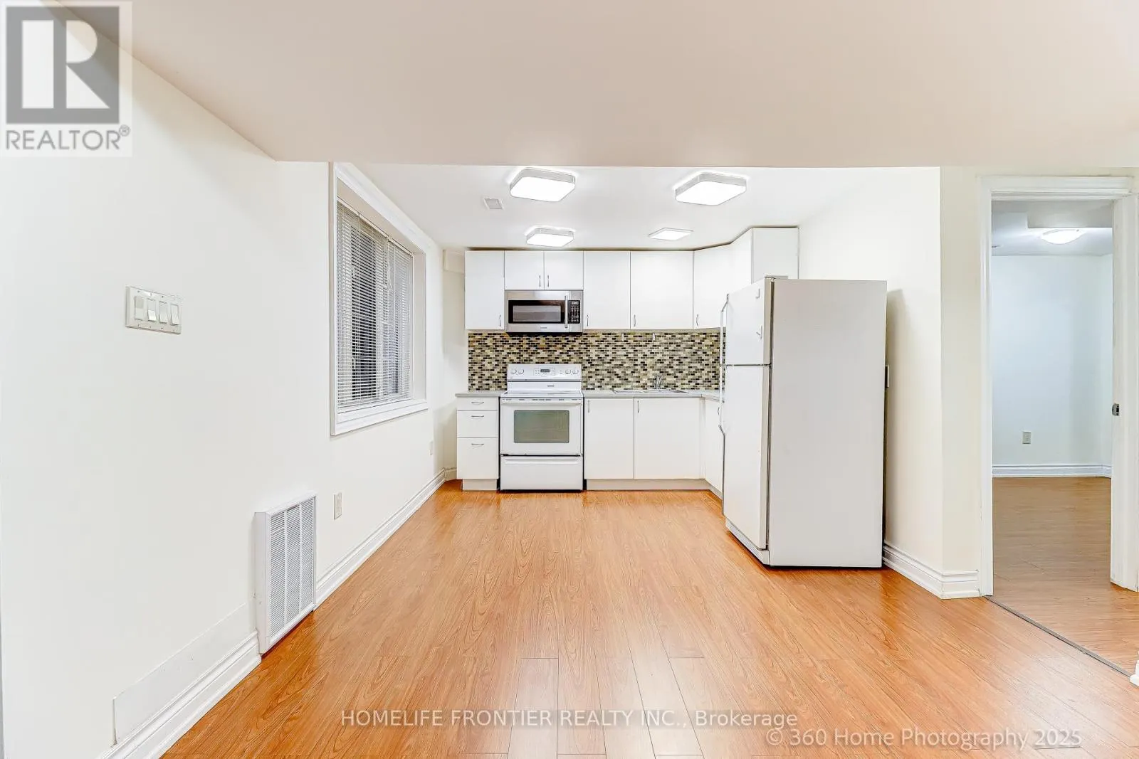 LOWER - 211 KAYLA CRESCENT