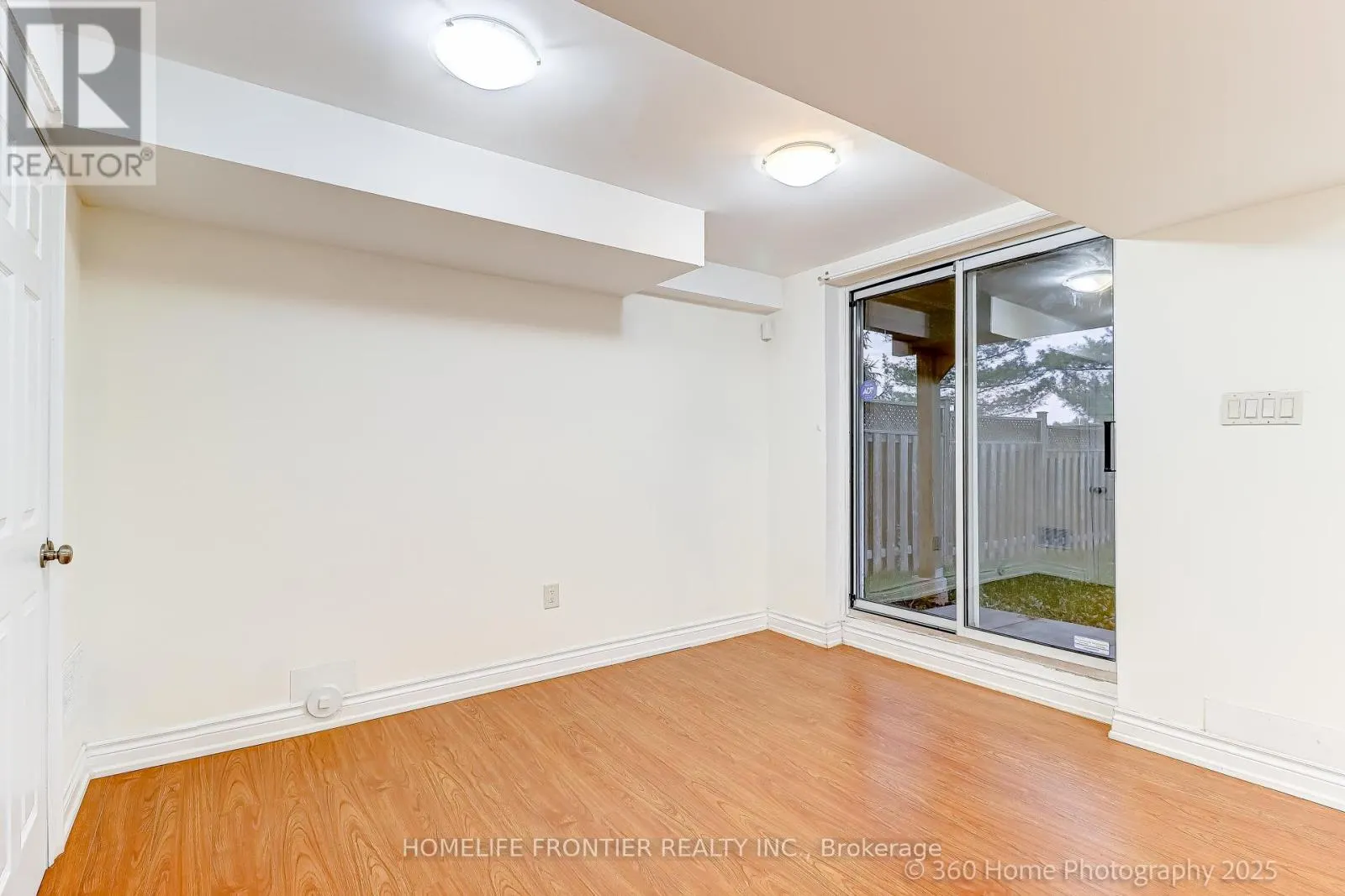 LOWER - 211 KAYLA CRESCENT