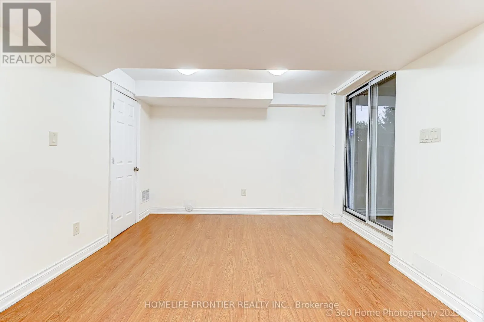 LOWER - 211 KAYLA CRESCENT