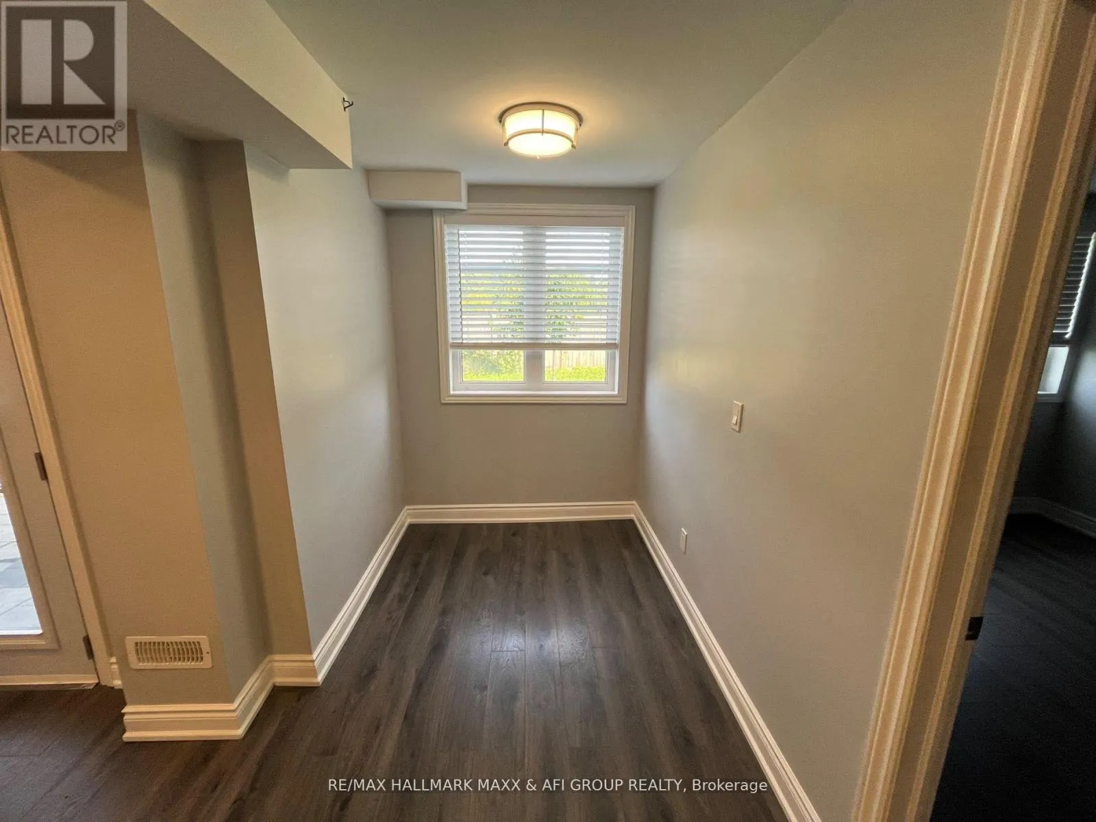 LOWER - 80 CHOUINARD WAY