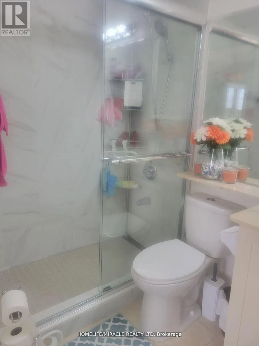 412 - 9235 JANE STREET