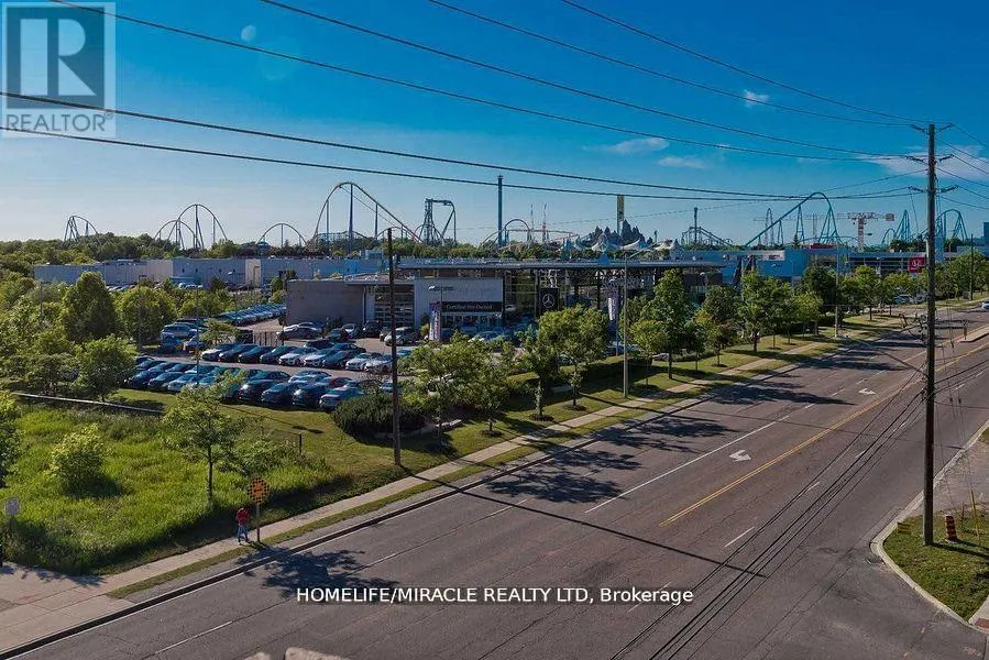 412 - 9235 JANE STREET