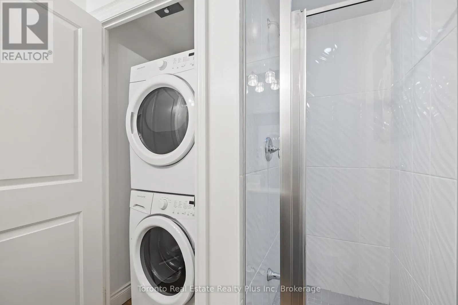 711 - 99 SOUTH TOWN CENTRE BOULEVARD