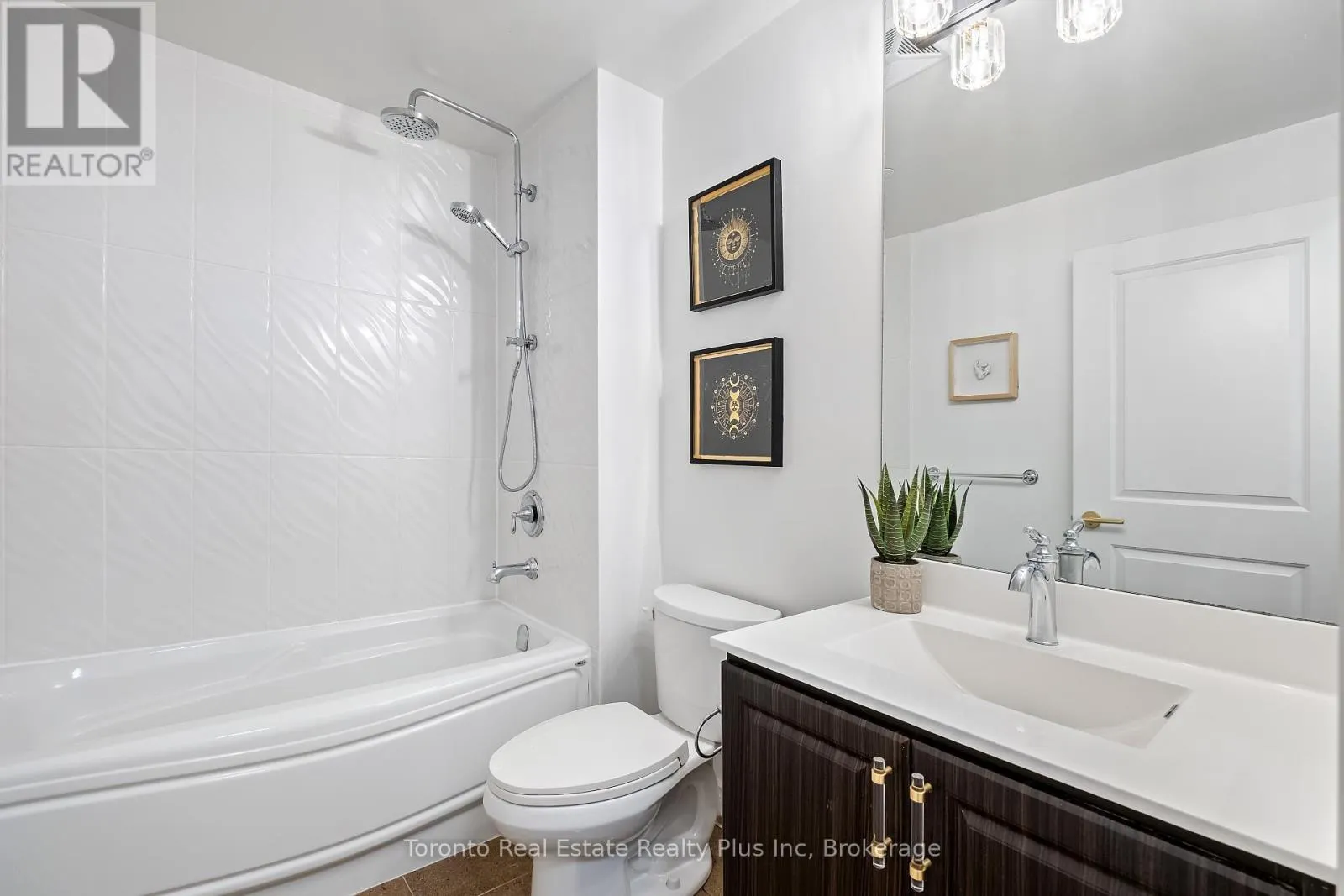 711 - 99 SOUTH TOWN CENTRE BOULEVARD