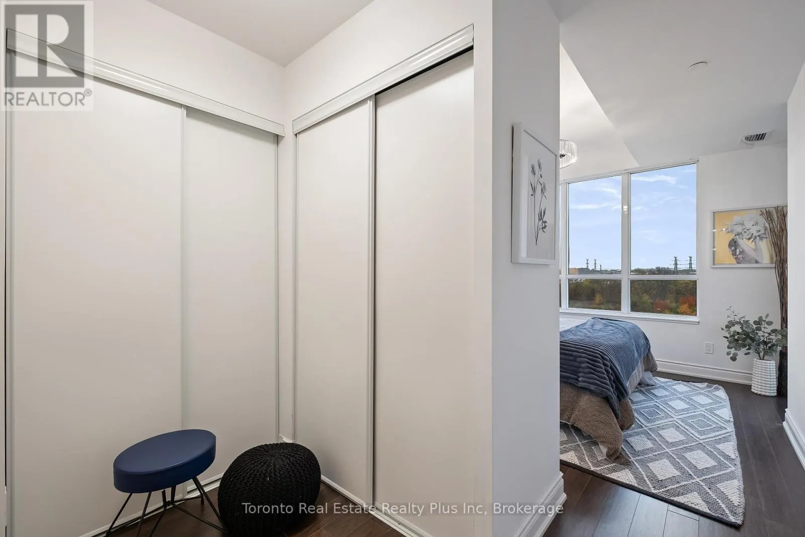 711 - 99 SOUTH TOWN CENTRE BOULEVARD