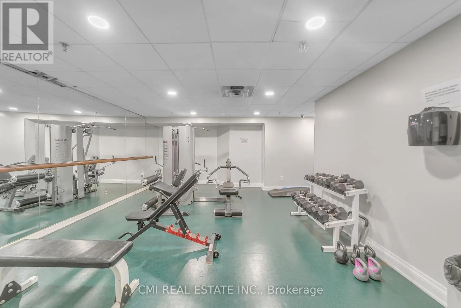 805 - 309 MAJOR MACKENZIE DRIVE E