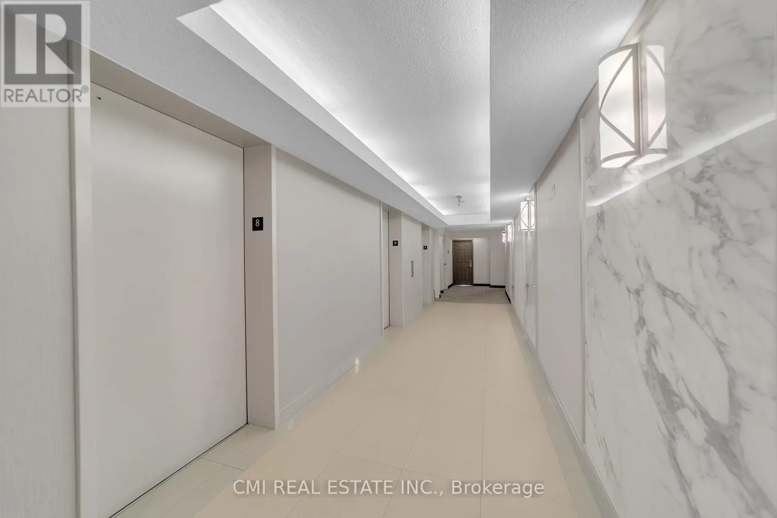 805 - 309 MAJOR MACKENZIE DRIVE E