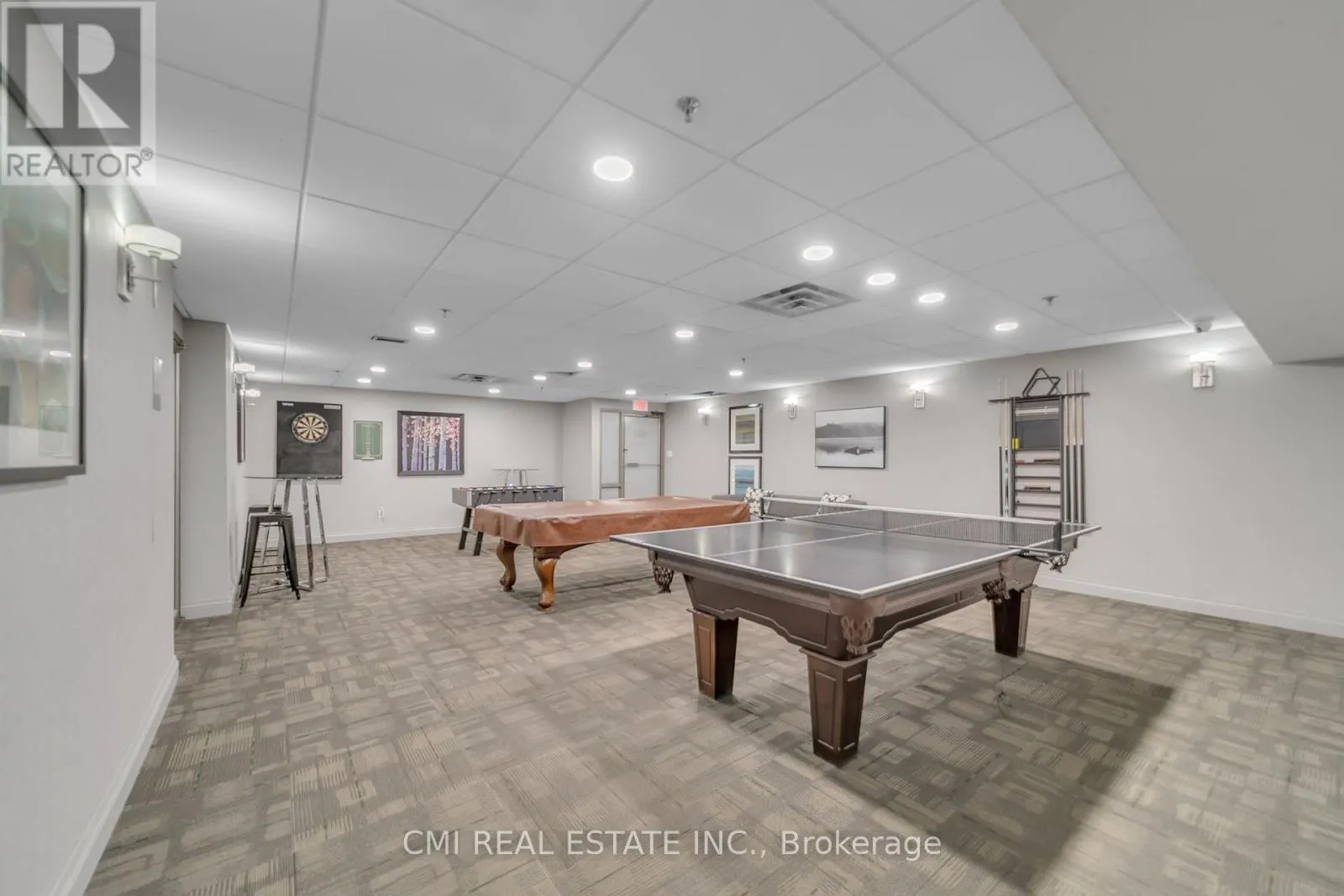 805 - 309 MAJOR MACKENZIE DRIVE E