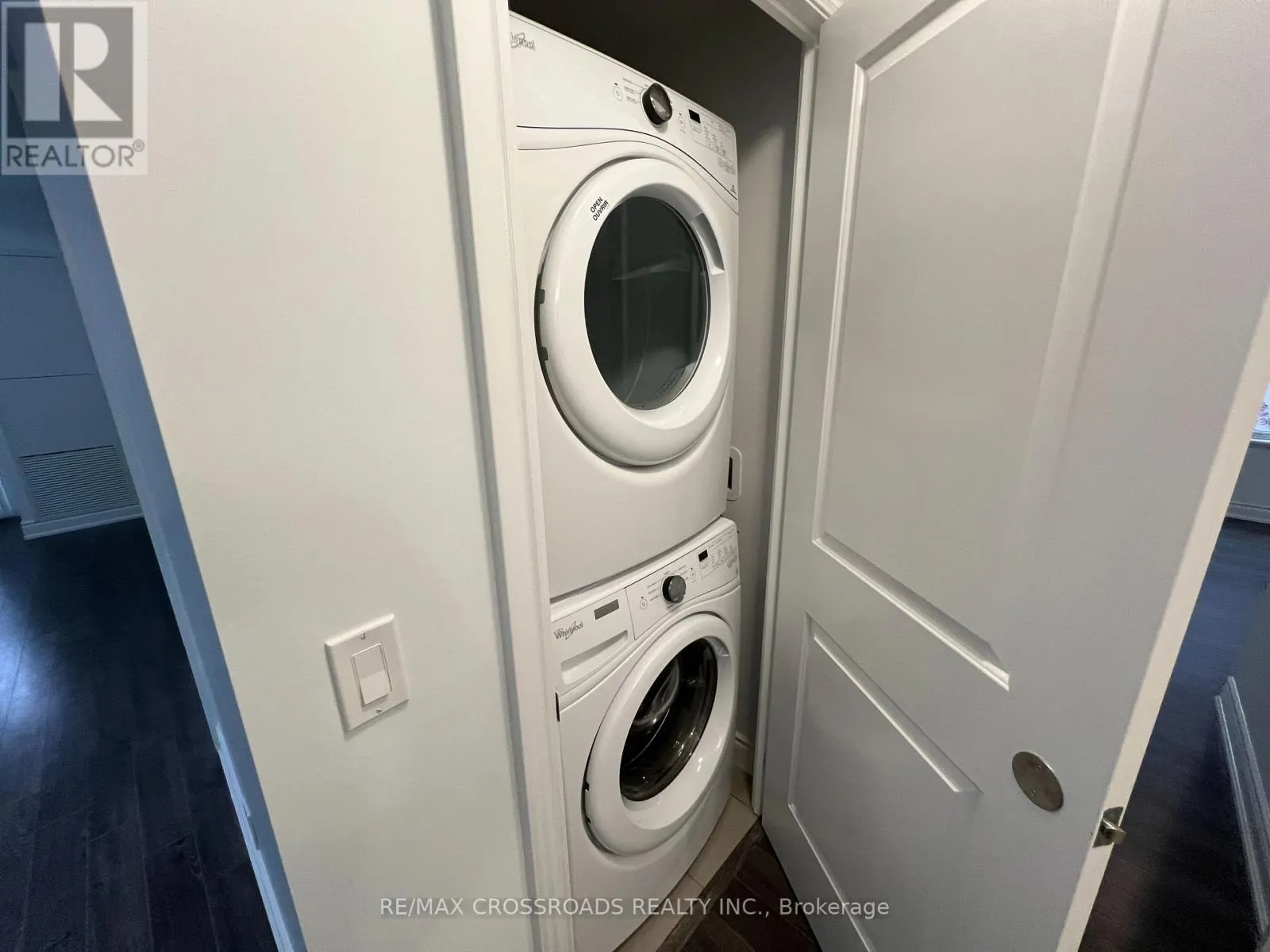 502 - 38 CEDARLAND DRIVE