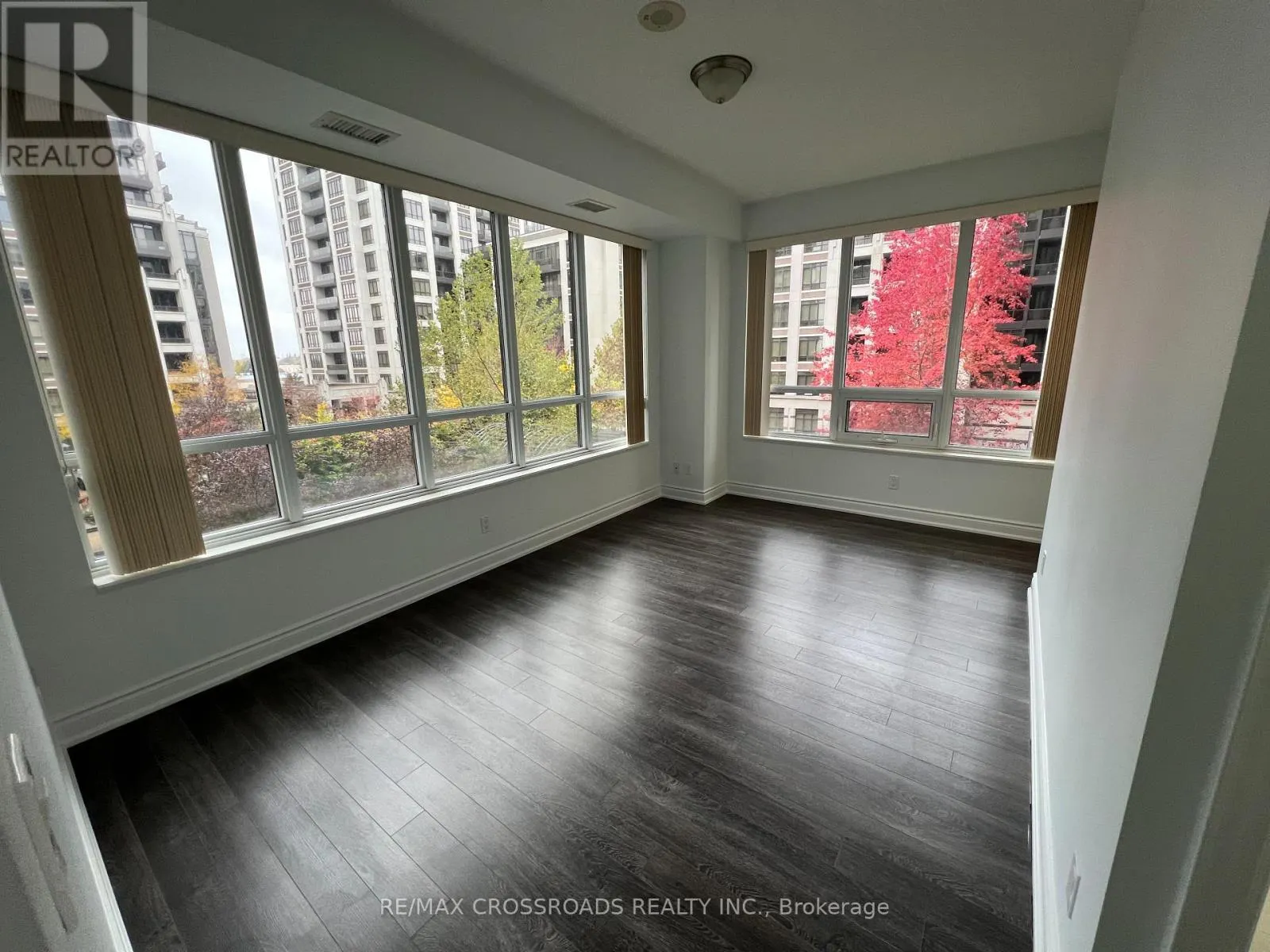 502 - 38 CEDARLAND DRIVE