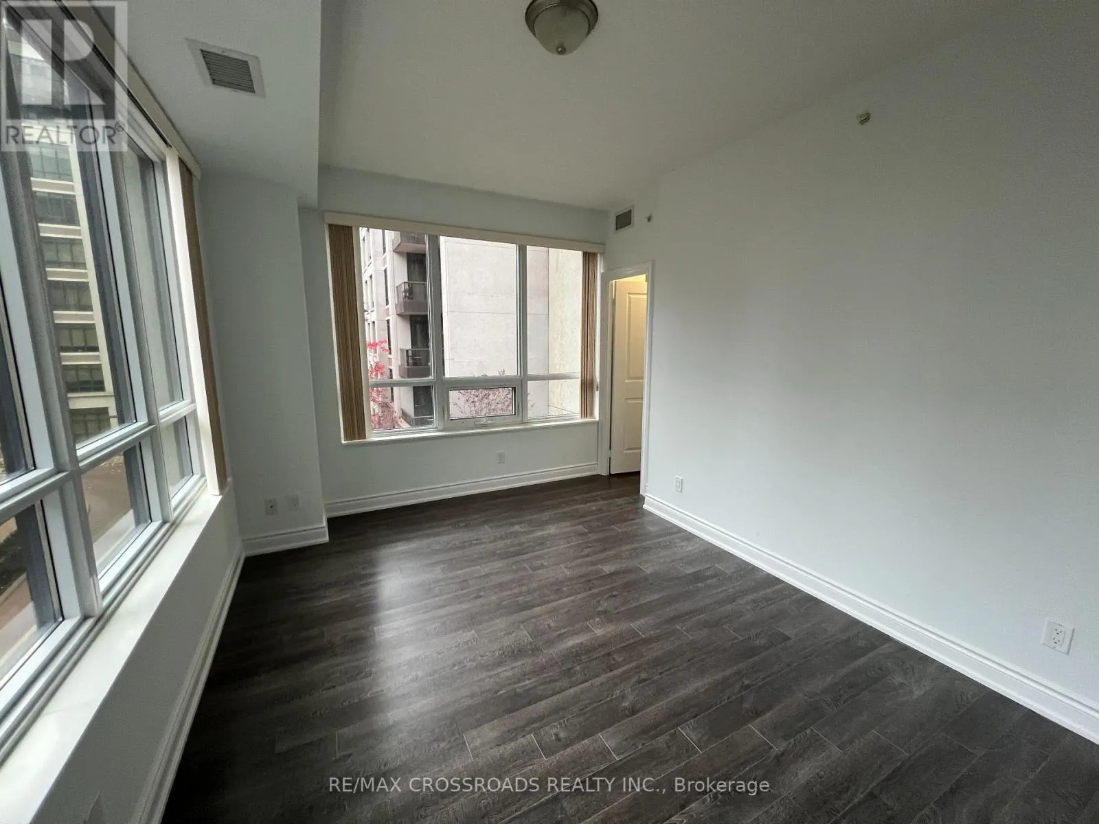 502 - 38 CEDARLAND DRIVE