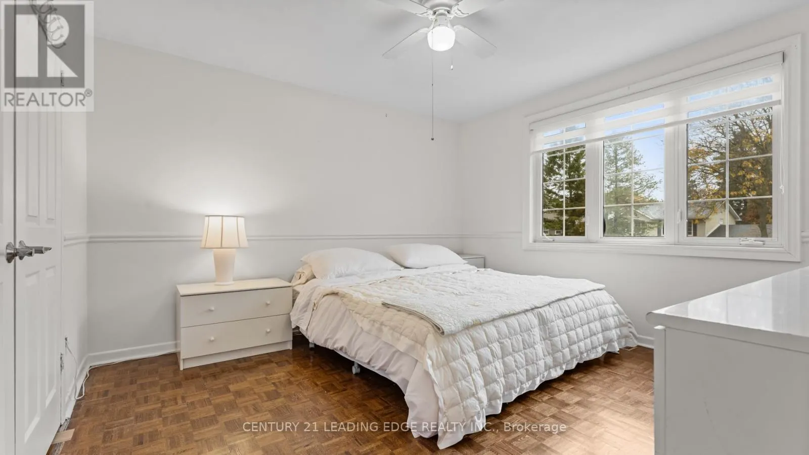 34 FOREST PARK CRESCENT